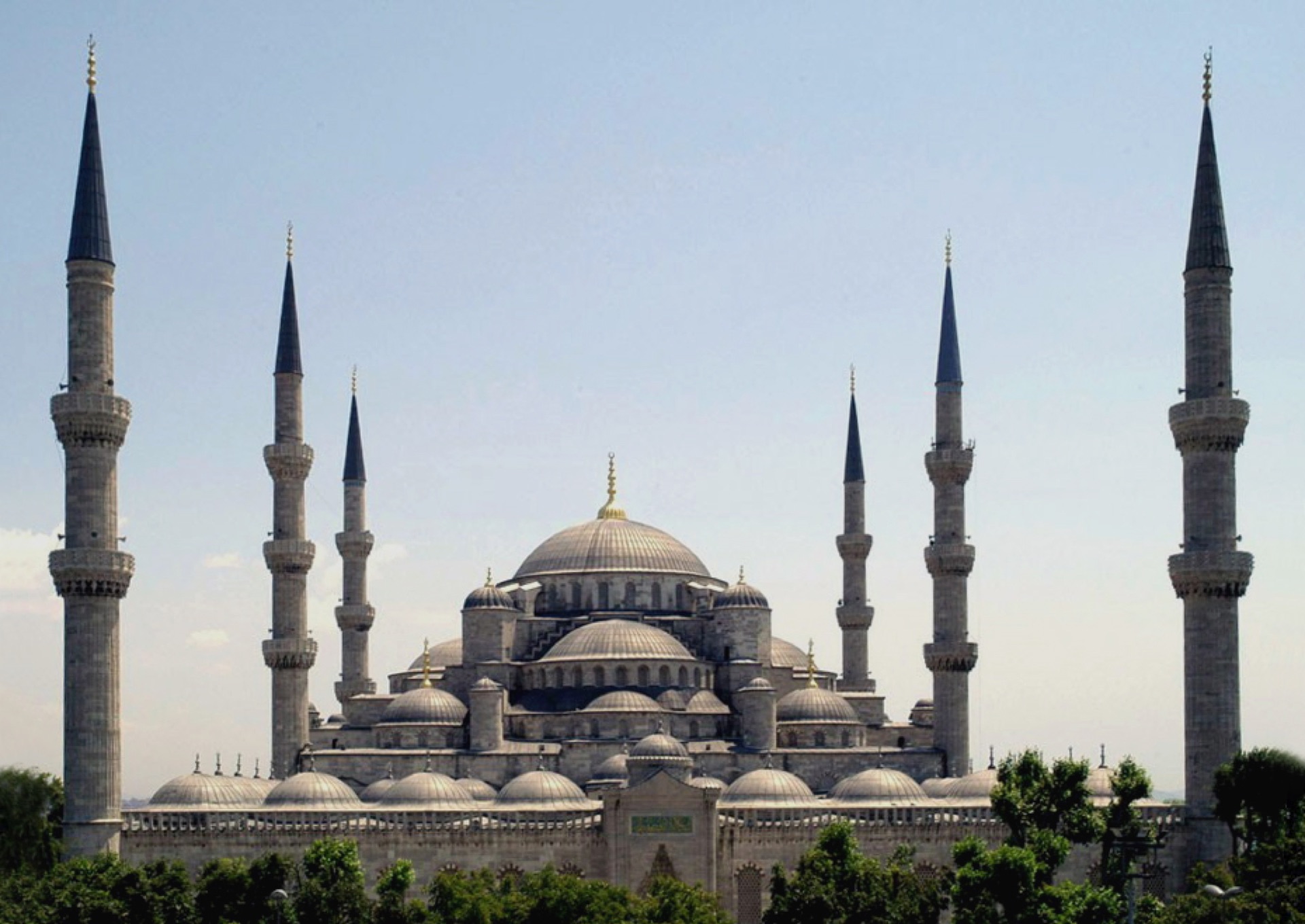 Grab Sultan Ahmed I.: Mit 13 Sultan, mit 27 tot, dazwischen das bekannteste Bauwerk der Stadt